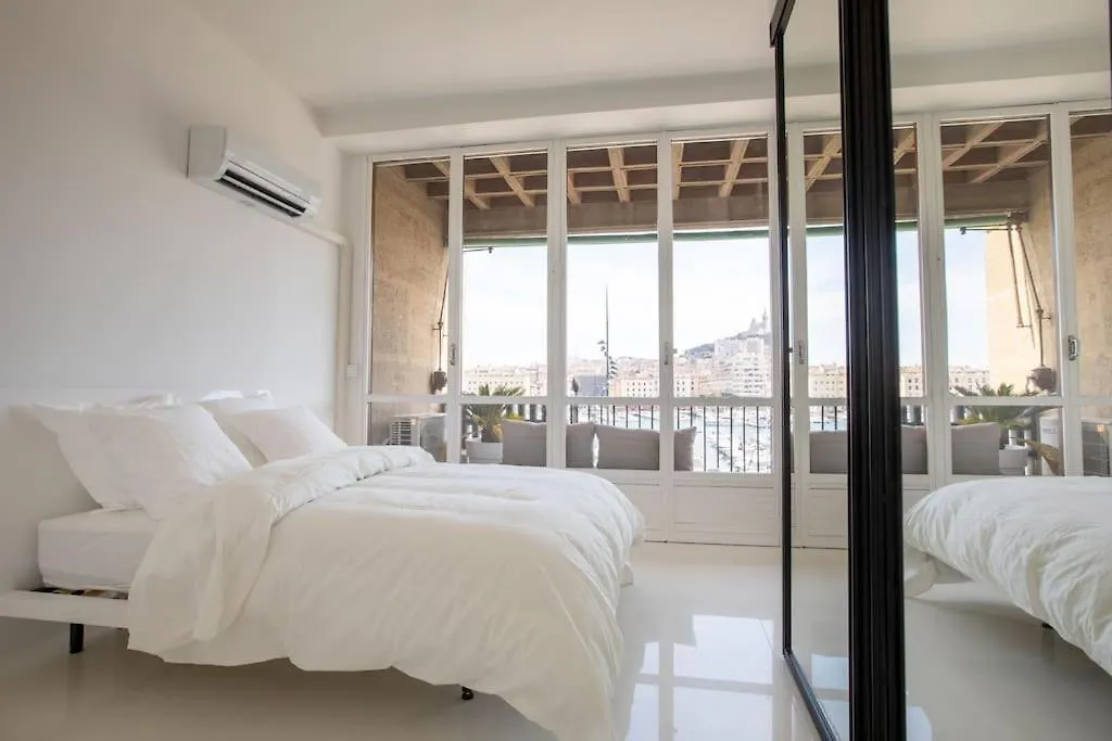 Luxe Sur Le Port Apartment Marseille France